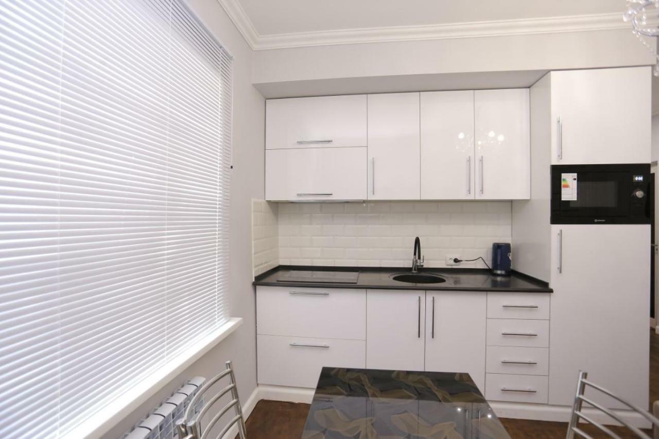 Luxury 2 Bedrooms Apartment Walking Distance From Gur-Emir ซามาร์คันด์ ภายนอก รูปภาพ
